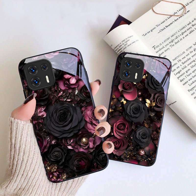 Wine red flower petals For Mot - Wine & Beer Emporium recension och pris